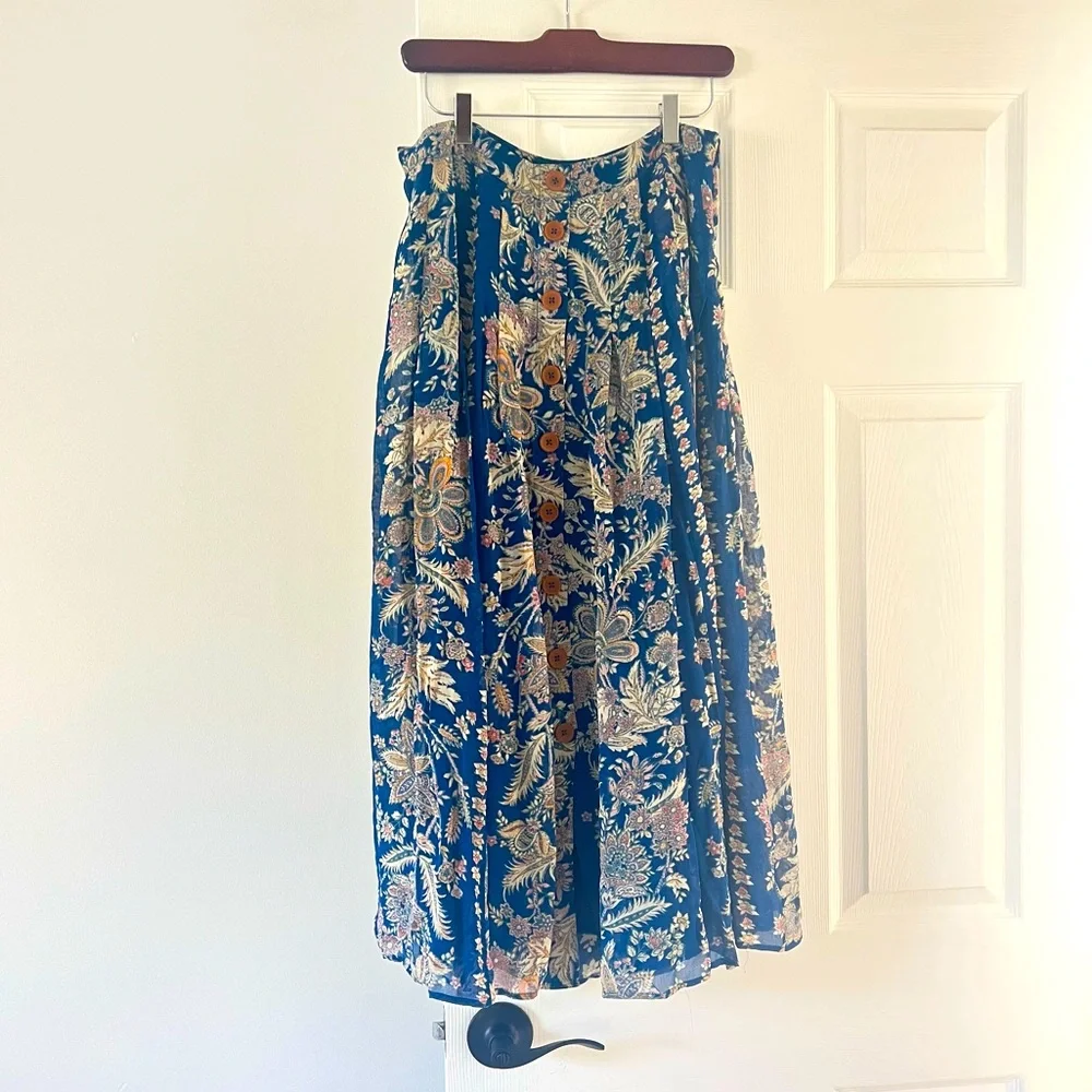 Vanessa virgina by Anthropologie rayon pleated skirt size 8